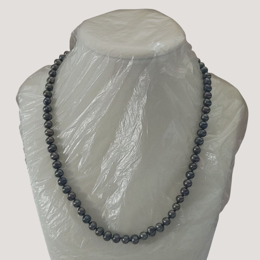 Vintage Black Freshwater 18 inch Pearl Necklace 925 Sterling SiverLobster Clasp